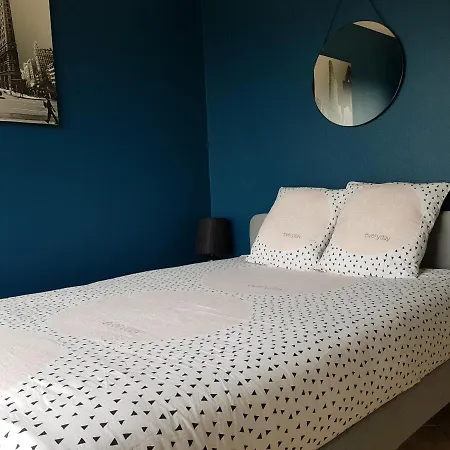 Magnifique Avec Piscine Interieure *