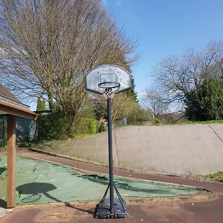 Magnifique Avec Piscine Interieure