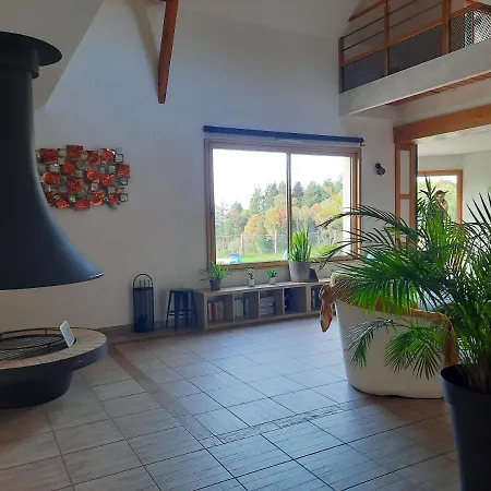 Magnifique Avec Piscine Interieure Saint-Pois