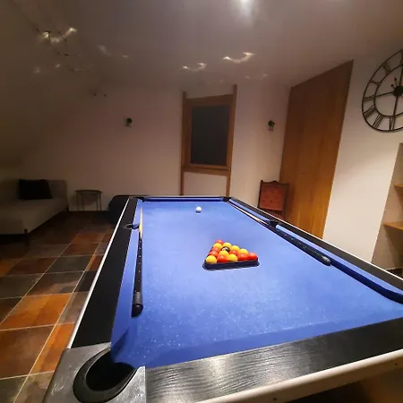 Magnifique Avec Piscine Interieure * Saint-Pois