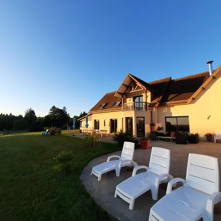 Magnifique Avec Piscine Interieure Saint-Pois