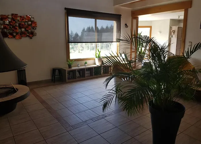 Magnifique Avec Piscine Interieure * Saint-Pois