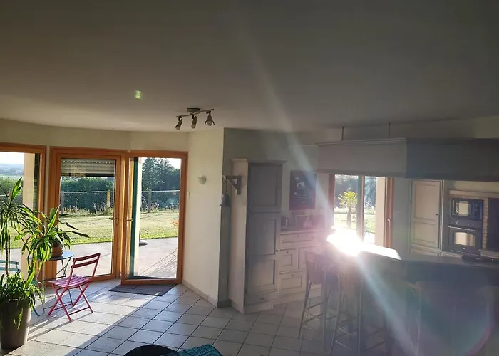 Magnifique Avec Piscine Interieure * Saint-Pois