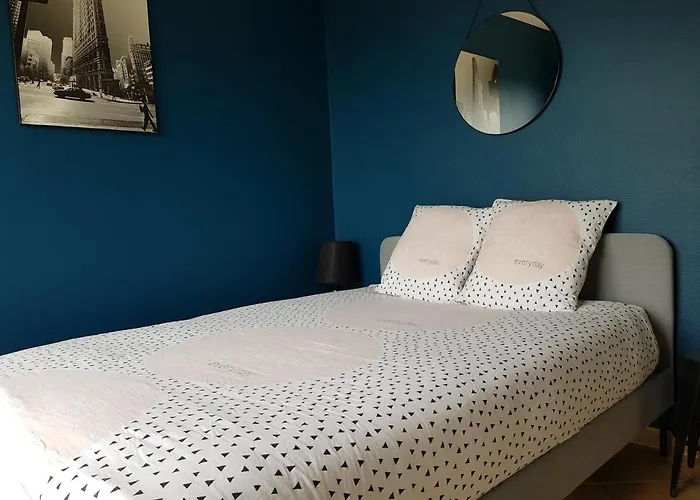 Magnifique Avec Piscine Interieure *