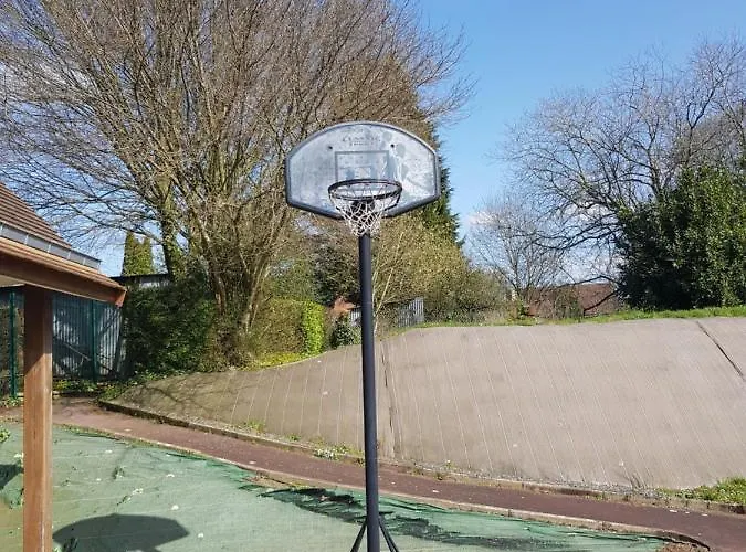 Magnifique Avec Piscine Interieure