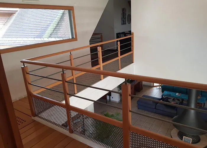 Magnifique Avec Piscine Interieure Saint-Pois